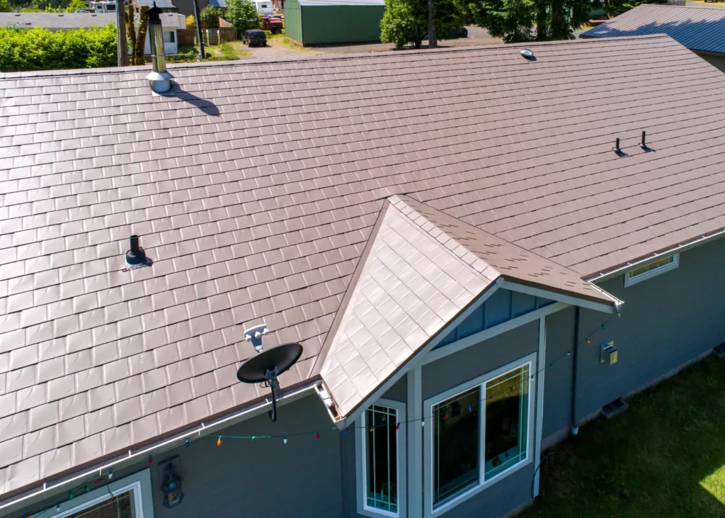 Driftwood Brown Slate Shingle - Carson, WA